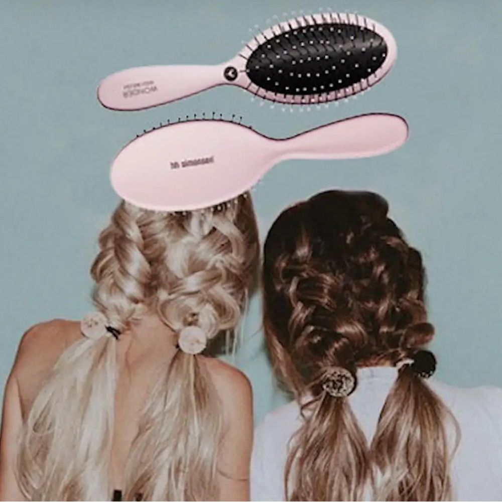 Conair Shine Bright Brush Gift Set - Picture 6 of 6